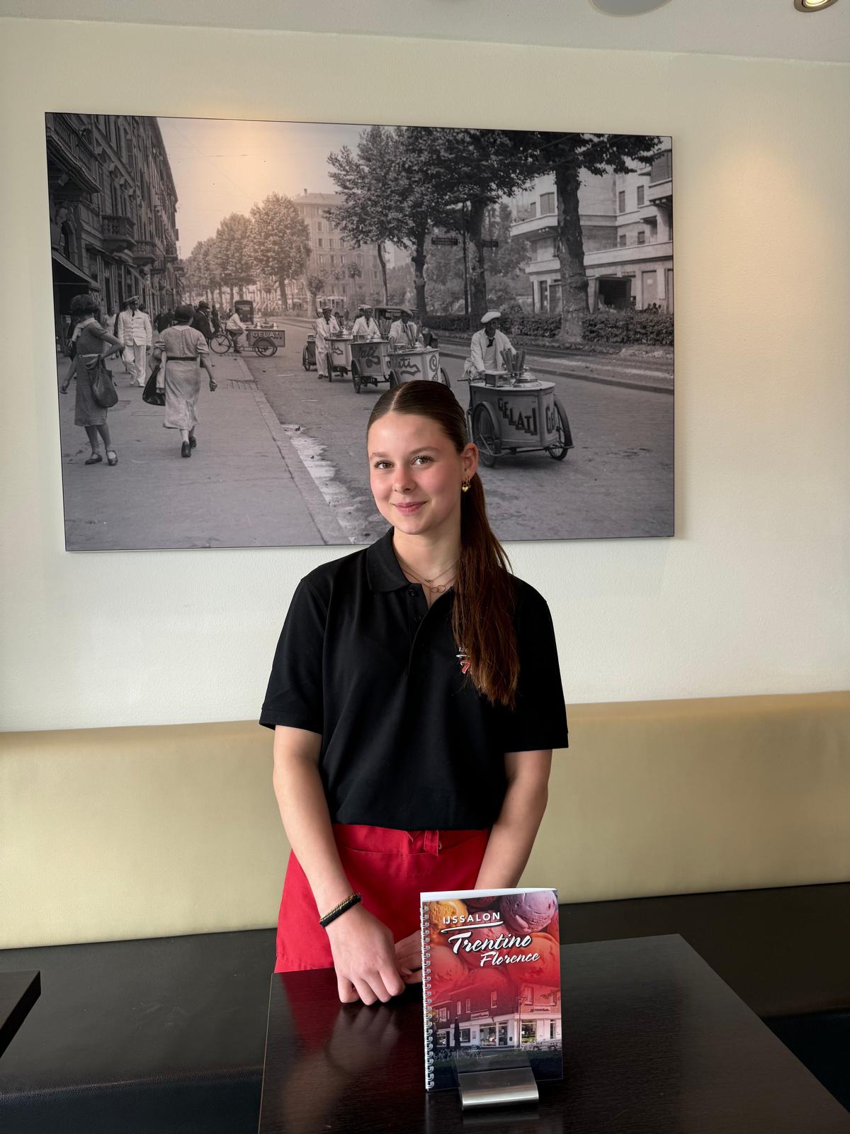 Medewerker IJssalon Trentino-Florence